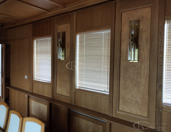 Горизонтальные жалюзи на пластиковые окна