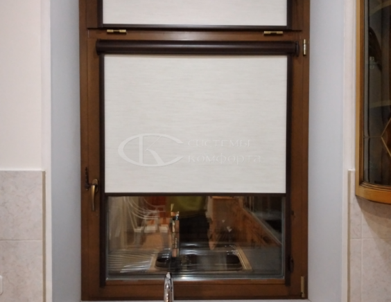 Рулонные шторы на кухню