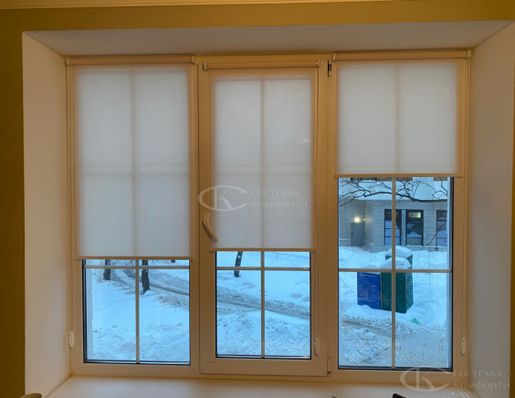 Рулонные шторы на кухню