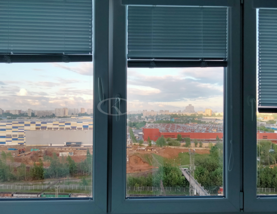 Горизонтальные жалюзи на пластиковые окна